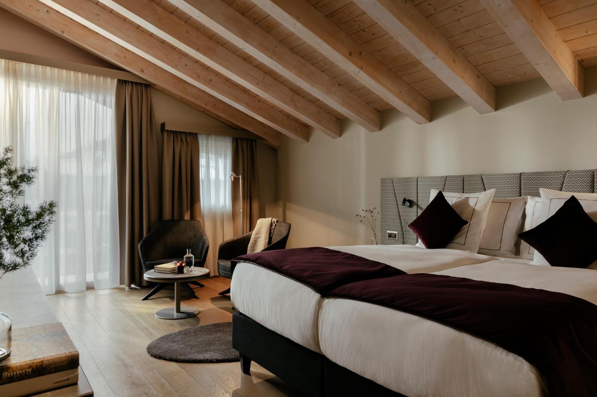 Schloss Zermatt - Cbd & Adaptogenic Spa And Sport Hotel Exterior foto